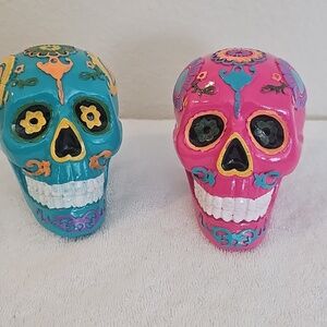 New 2 Skull Decor Halloween Day Of The Dead Colorful 4.2" Skulls Purple & Teal